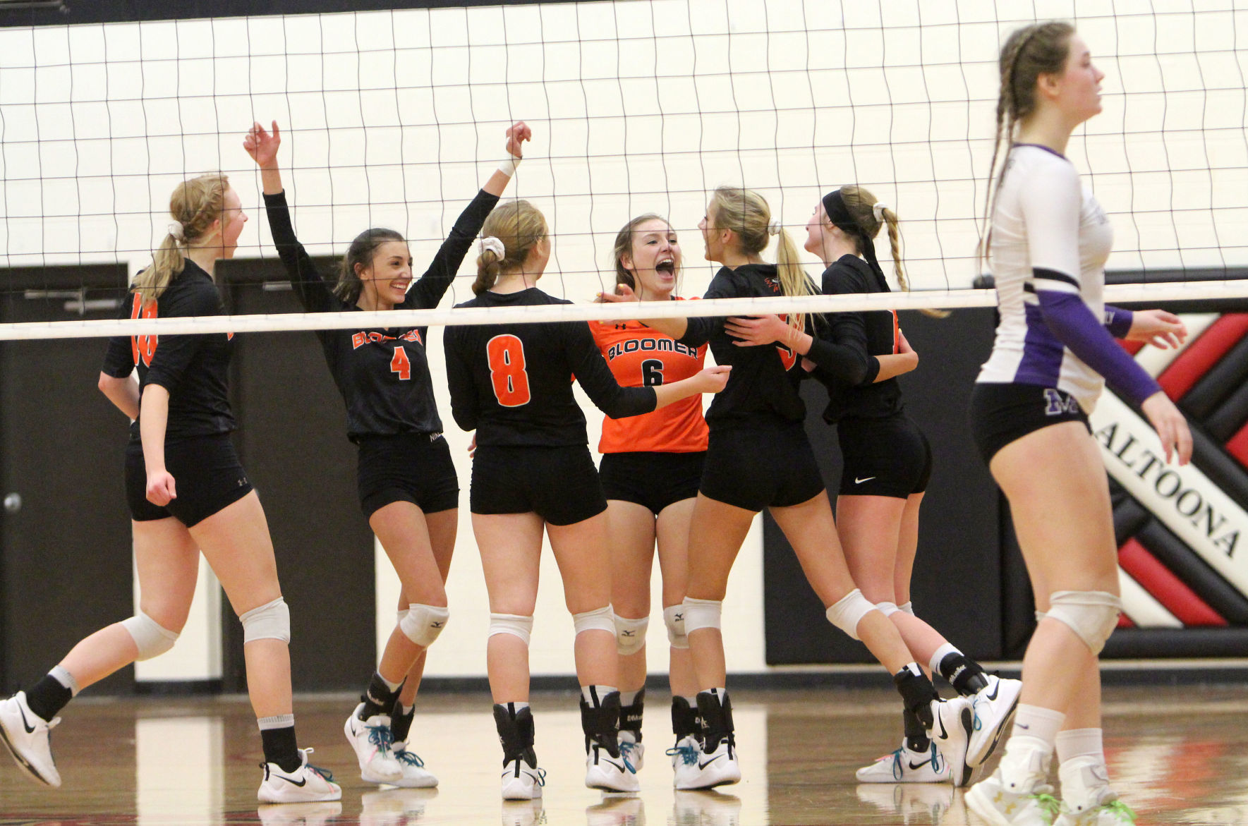 Bloomer volleyball vs Mosinee 10-27-18